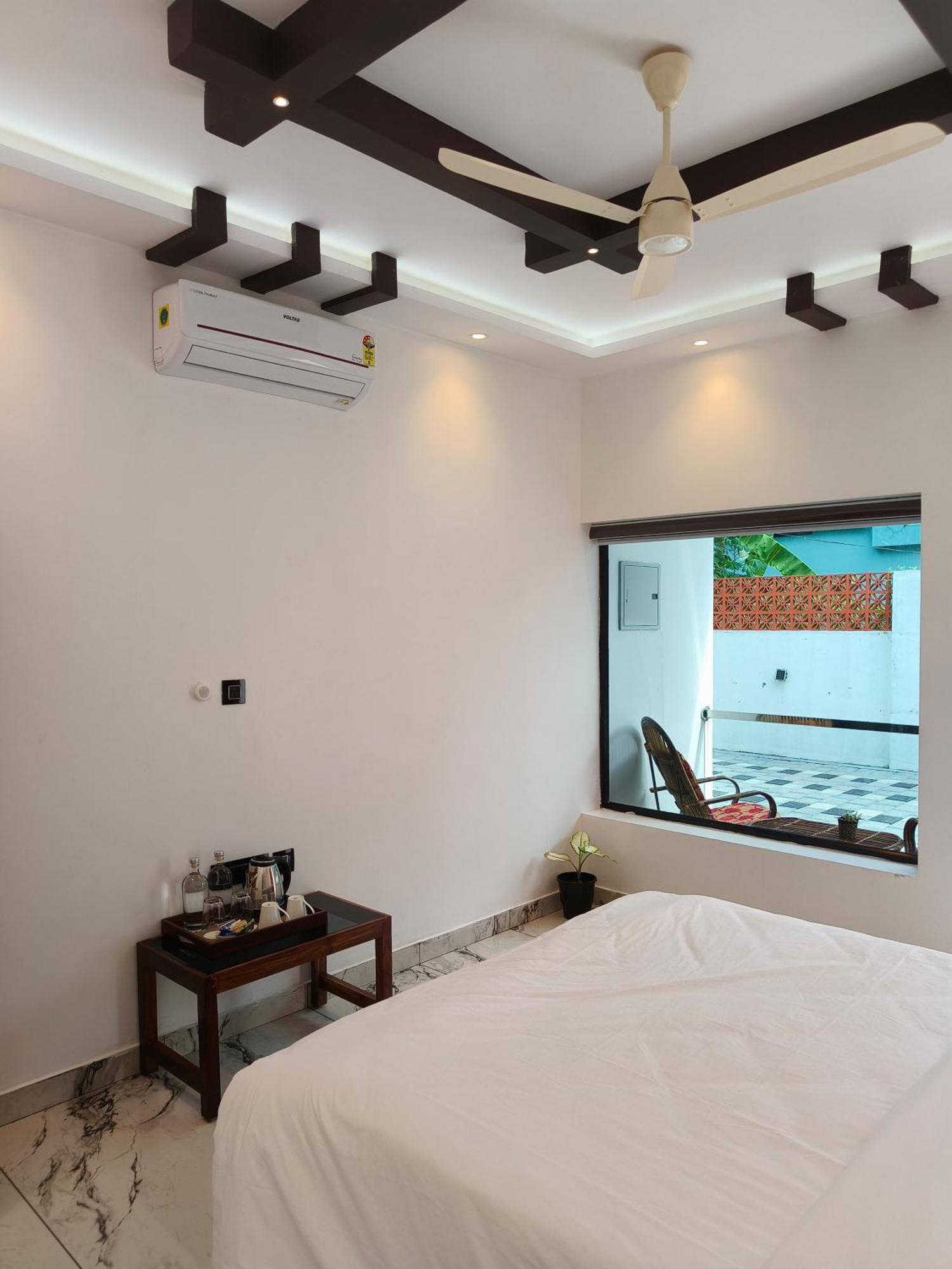 Wavealokam Beach Retreat Varkala Exterior foto