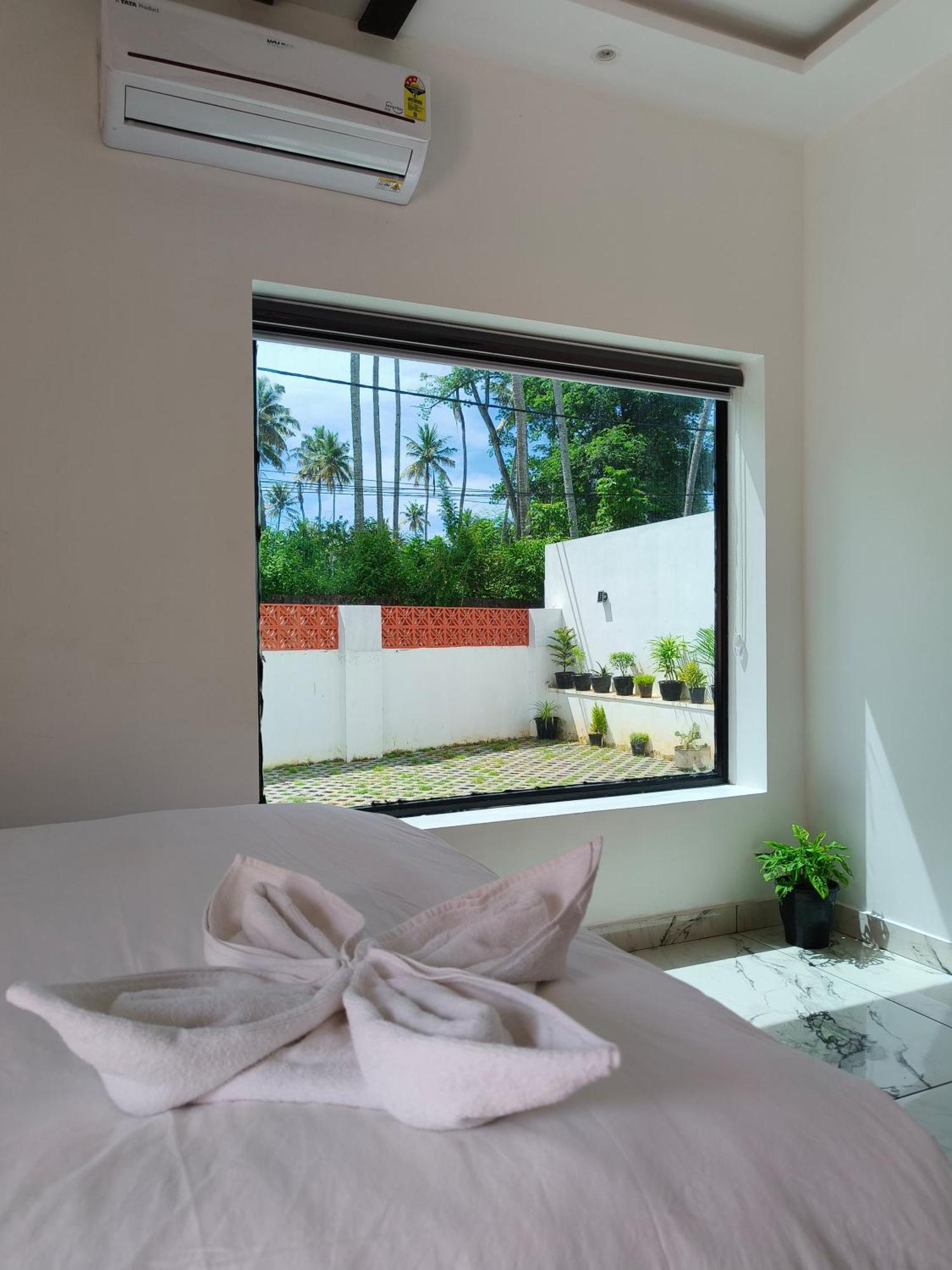 Wavealokam Beach Retreat Varkala Exterior foto